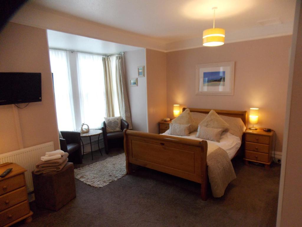 Chiverton House Guest Accommodation Пензанс Екстериор снимка